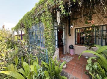 Casa · 93m² · 6 Ambientes · 3 Cocheras · Casa en Venta 3 Dorm. Cochera y Pileta - Alberdi Río