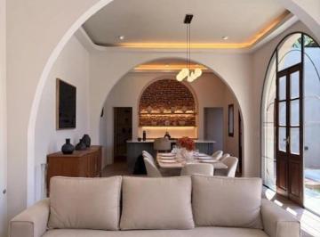 Casa · 203m² · 5 Ambientes · 1 Cochera · Casa en Venta 4 Dorm. Rosario Nuestra Señora de Lourdes