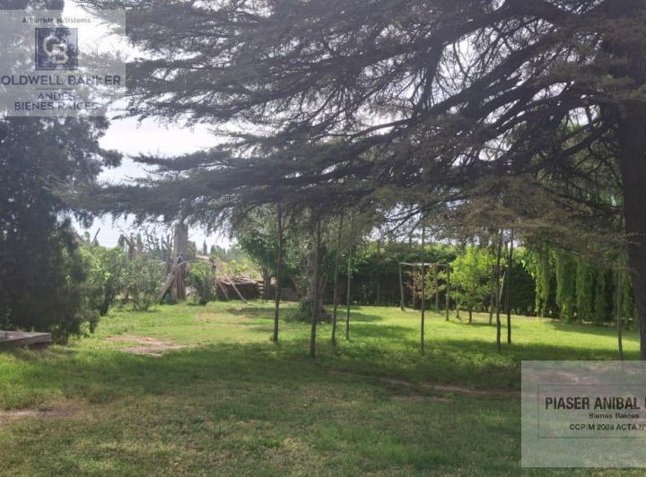 Casa · 670m² · 11 Ambientes · 3 Cocheras