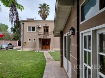 Casa · 187m² · 5 Ambientes · Casa en Acacias Blancas
