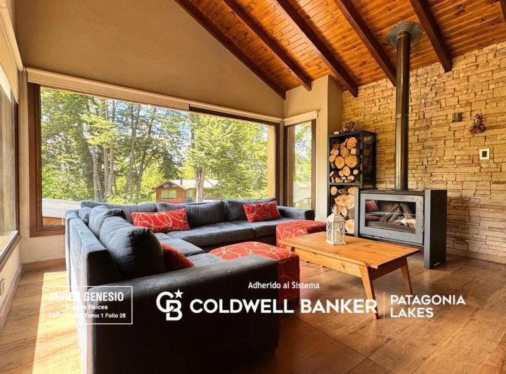 Casa · 227m² · 4 Ambientes · 1 Cochera