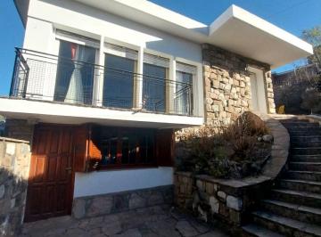 Casa de 1 ambiente, La Falda · Casa en Venta en La Falda, Cordoba. ¡Excelente Ubicación!