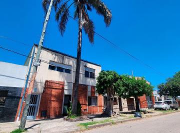 Casa · 6 Dormitorios · Casa Pb 2 Dorm. y Casa Pa 2 Dorm en La Tablada