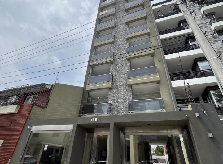 Departamento · 47m² · 2 Ambientes · 1 Cochera