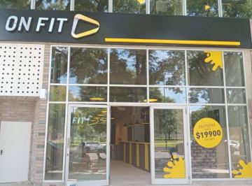 Local comercial · 1200m² · Venta Local con Importante Renta en Parque Paticios