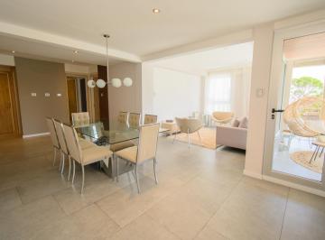 Departamento · 140m² · 4 Ambientes · Venta/ Departamento Exclusivo, de 3 Dorm. con Excelente Calidad Constructiva. Santa Fe Capita