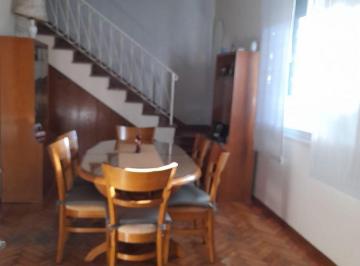 PH de 3 ambientes, Chacarita · Excelente PH de 3 Ambientes Al Frente