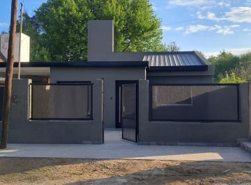 Casa · 125m² · 3 Ambientes · 2 Cocheras · Venta Casa a Estrenar. Villa Allende. 3 Dorm.