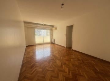Departamento de 3 ambientes, Recoleta · Departamento con Balcón Muy Luminoso 114 m² con 2 Dorm. y Dependencia/escritorio Recoleta