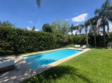 Casa de 6 ambientes, Tigre · Alquiler Enero Incluido Fin de Año, Santa Bárbara.