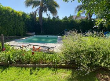 Casa de 6 ambientes, Tigre · Alquiler Verano, en Santa Bárbara
