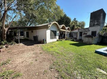 Casa · 105m² · 4 Ambientes · 2 Cocheras · Casa Venta 4 Ambientes en Villa Gobernador Udaondo