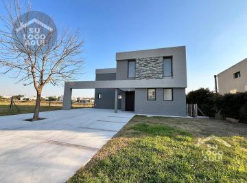 Casa · 227m² · 5 Ambientes · 2 Cocheras · Casa en Venta San Matias Area 5 Al Lago