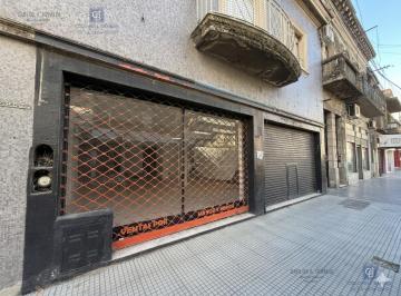 Local comercial · 300m² · Alquiler - Local Comercial en El Centro de Santa Fe