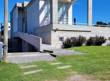 GERMÁN BERRETTI · Casa Chalet en Venta en Pinamar, Costa Atlántica, Buenos Aires