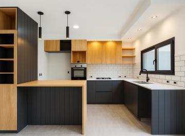 Casa · 135m² · 4 Ambientes · 1 Cochera · Venta Casa 3 Dorm. en Rincon de Emilio, Oceano Pacifico