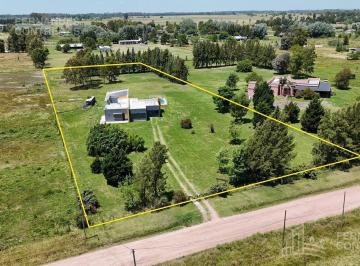 Campo · 280m² · 5 Ambientes · En Venta Chacra de 1ha en Cañuelas