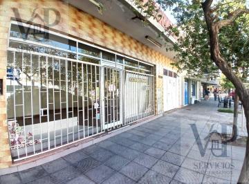 Casa · 132m² · 2 Ambientes · 1 Cochera · Venta Casa 2 Dorm. y Local, Centro - Cipolletti