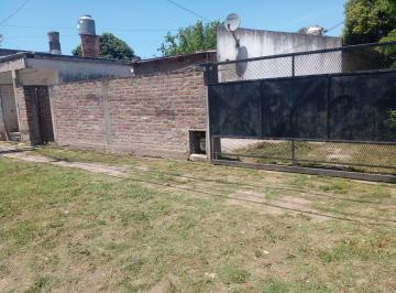 Casa · 75m² · 3 Ambientes · 2 Cocheras · Venta Casa en Moreno