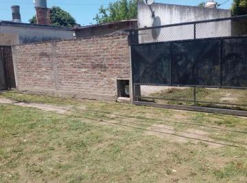 Casa · 75m² · 3 Ambientes · 2 Cocheras · Venta Casa en Moreno