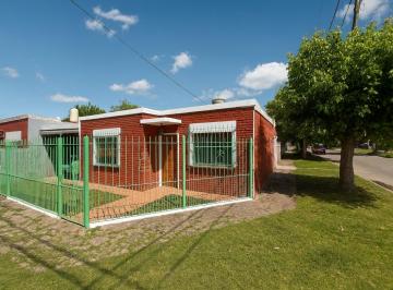 Casa · 100m² · 3 Ambientes · 1 Cochera · Venta Casa 3 Ambientes - Ituzango
