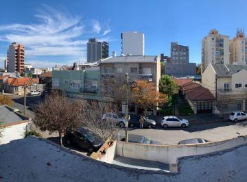 Departamento · 113m² · 4 Ambientes · 1 Cochera · Venta Triplex Al Costo! 3 Amb. Barrio San José