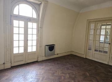 Departamento · 108m² · 5 Ambientes · Venta 5 Ambientes con Dependencias de Época