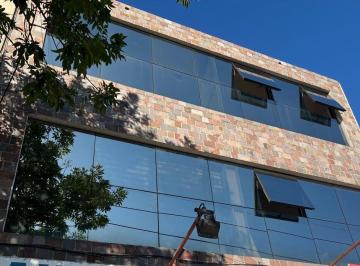Oficina comercial de 2 ambientes, San Isidro · Martínez: Luminosa Oficina Al Contra Frente. Gran Ventanal. Aire Acondicionado F/c. Excelente Estado
