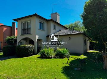 Casa de 4 ambientes, Pilar · Hermosa Casa en Venta de 4 Ambientes. Barrio Los Potrillos. Manzanares.
