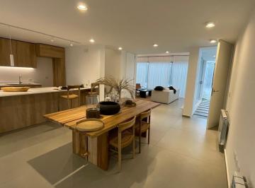Casa · 180m² · 7 Ambientes · 2 Cocheras · Venta Casa 3 Dorm. a Estrenar Campo Chico