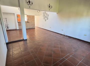 Departamento · 100m² · 5 Ambientes · 1 Cochera · Alquiler Depto Planta Alta en Grand Bourg