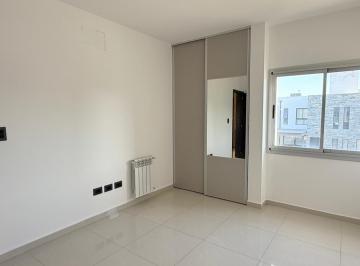 Casa · 126m² · 4 Ambientes · 1 Cochera · Miradores de Manantiales 2 - 3 Dorm. - Bomba!