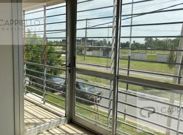 Departamento · 64m² · 4 Ambientes · 1 Cochera · Amplio Departamento con Tres Dorm. Apto Crédito