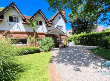Casa de 5 ambientes, Malvinas Argentinas · Venta Casa 280 m², 4 Dorm. Lote Central 916 m² San Carlos Country Video Tour Virtual 360°