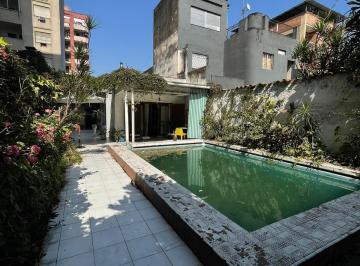 Casa · 341m² · 3 Dormitorios · 1 Cochera · Casa en Rondeau Al 500