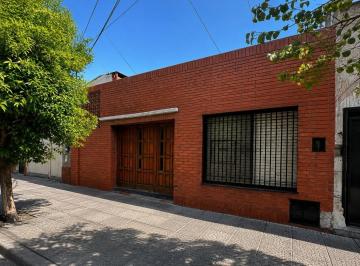 PH · 75m² · 3 Ambientes · 1 Cochera · PH Al Frente 3 Amb. con Cochera y Pequeño Patio - Alfredo Palacios 1000 - Gerli