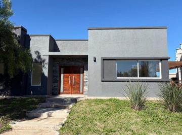 Casa de 4 ambientes, Presidente Perón · Casa en Venta 4 Ambientes a Estrenar en Barrio Santo Domingo - Canning