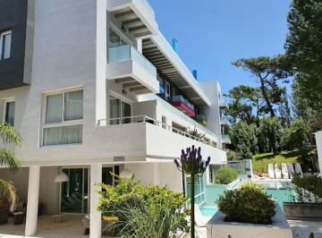 Departamento de 4 ambientes, Cariló · Departamento Triplex en Venta en Cariló