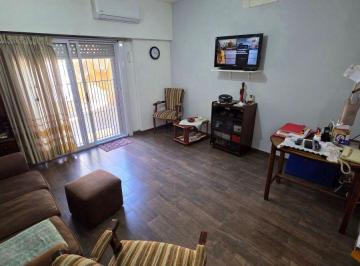 Departamento de 2 ambientes, Quilmes · Departamento 2 Ambientes en Planta Baja con Patio
