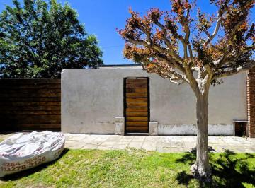 Casa de 3 ambientes, Lomas de Zamora · Casa a Reciclar Apta Todo Destino