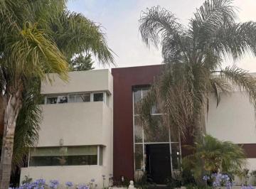 Casa · 327m² · 5 Ambientes · Villanueva San Marco a Laguna Isla Central 4dorm Espact
