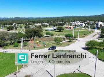 Terreno · 350m² · Lote en Venta Tejas 4