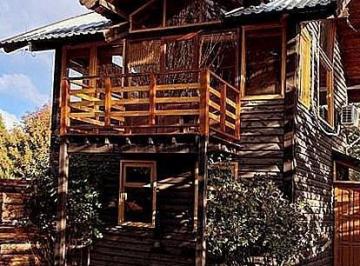 Casa · 55m² · 3 Ambientes · 1 Cochera · Casa Chalet en Alq. Temporario en Nahuel Malal, Bariloche, Patagonia