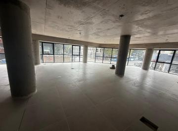 Oficina comercial · 225m² · Alquiler de Oficinas 225 m² en Parque Patricios