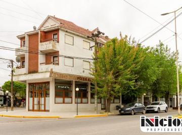 Departamento de 3 ambientes, Mar de Ajó · Luminoso Dúplex de 3 Ambientes a m del Mar - C947