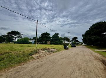 Terreno · 435m² · Terreno en La Caleta Sobre Av Comercial