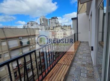 Departamento · 45m² · 2 Ambientes · 2 Ambientes a La Calle con Balcon Aterrazado
