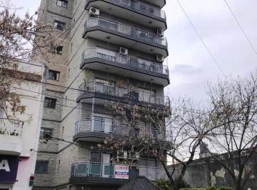 Departamento · 73m² · 3 Ambientes · 1 Cochera · Semipisos 3 Ambientes con Cochera