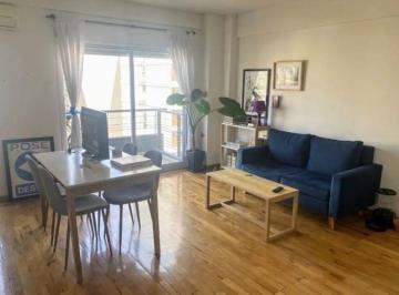 Departamento de 2 ambientes, Parque Chacabuco · Departamento 2 Ambientes en Venta Súper Luminoso en Parque Chacabuco