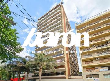 IBN-IBN-1215_2 · Venta - Dpto 6 Amb - Colombres 320 - Lomas de Zamora